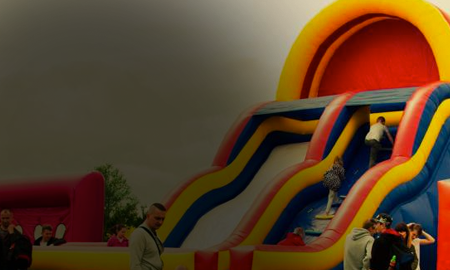 <strong>DMUCHAŃCE</strong>